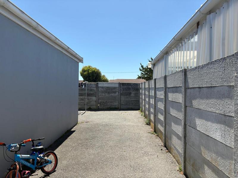 2 Bedroom Property for Sale in Retreat Western Cape